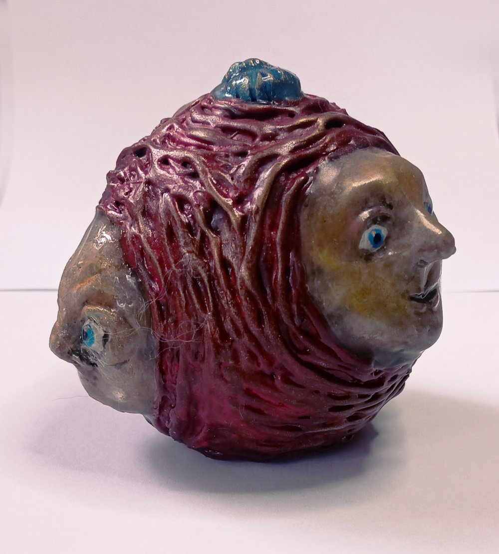 Вот с таким лицом, например... 