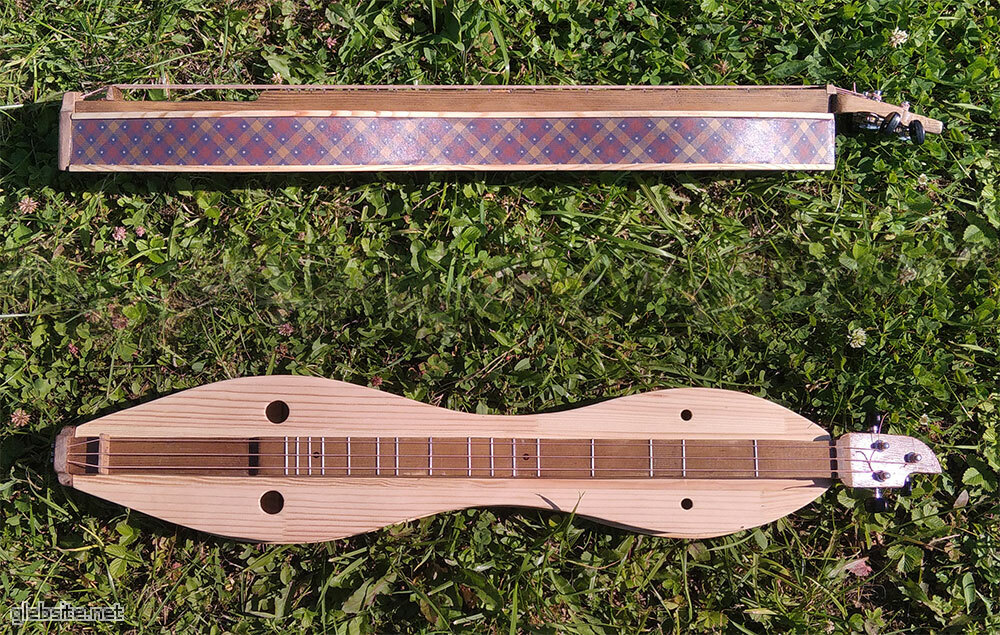 Длина инструмента примерно 70 сантиметров.&nbsp;